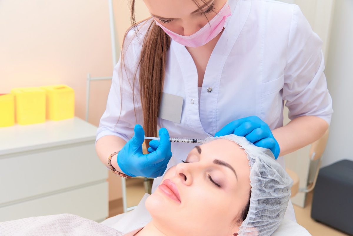 Beauty injections in a cosmetology clinic.